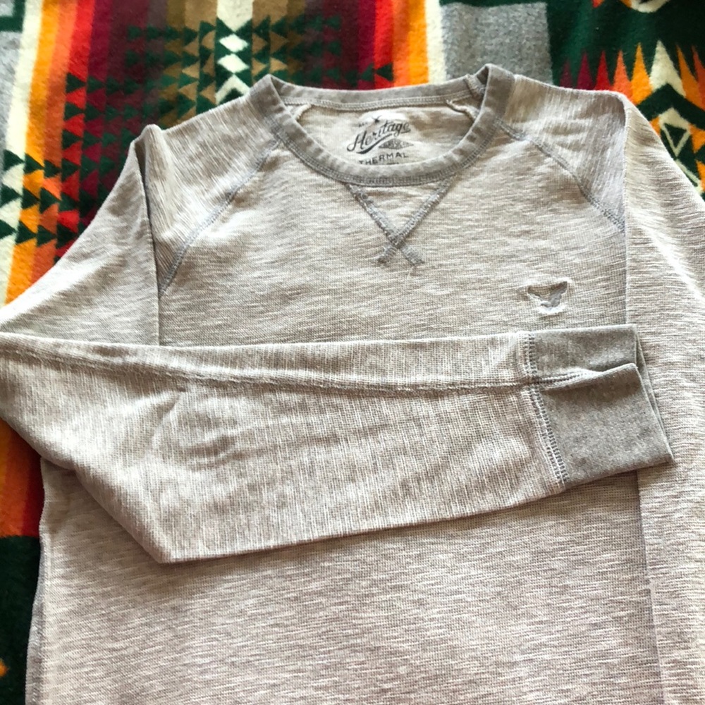 American Eagle Men’s med. thermal long sleeve tee